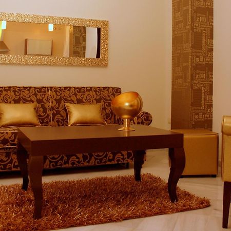 Singular Pilatos Apartment Севиля Екстериор снимка