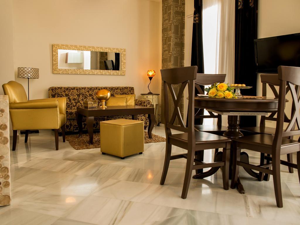 Singular Pilatos Apartment Севиля Екстериор снимка