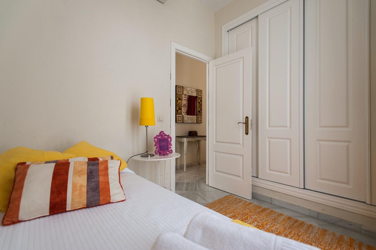 Singular Pilatos Apartment Севиля Екстериор снимка