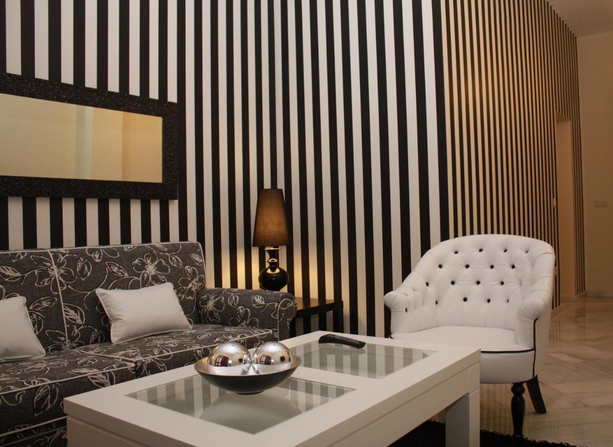 Singular Pilatos Apartment Севиля Екстериор снимка